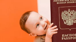 Как получить гражданство России для несовершеннолетних и новорожденных детей